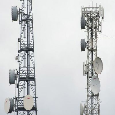 4 다리 각 강철 철 자생 통신 라티스 타워 &amp; 인터넷 ISP 무선 5G 안테나 타워