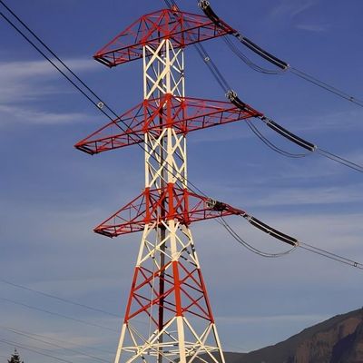서브 스테이션 구조 고전압 전력 타워 진열 전력 기둥 선 전류 전구 띠 철각 타워