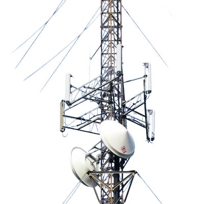 구조 성능에 대한 ANSI/TIA-222-G-H-F 및 유럽 EN 표준에 대한 설계 준수