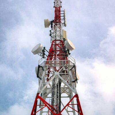 5G 및 와이파이 인터넷 연결 설계를 위한 밸런াইজ드 4 다리 각형 강철 격자탑