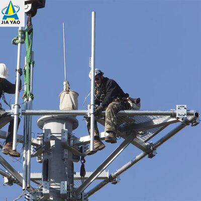18 22 38M 내구성 탄소강 모노폴 통신 타워 4G 5G 네트워크와 호환되는 다중 안테나
