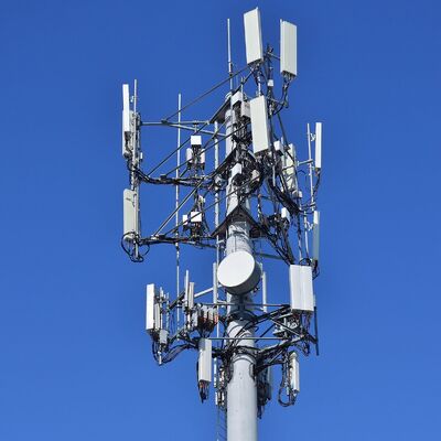 20M 30M IP68는 해안 염분 안개 지역에 저항하는 모노폴 탑 부식을 밀봉했습니다
