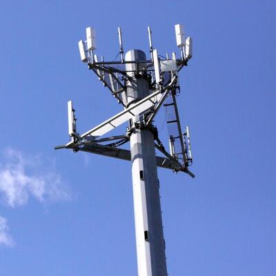 20 도시 고밀도 지역을 위한 35M 모노폴 5G 밀리미터파 소형 셀 타워 컴팩트 디자인